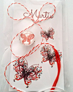 Brosa martisor cabochon sticla 14mm fluturas