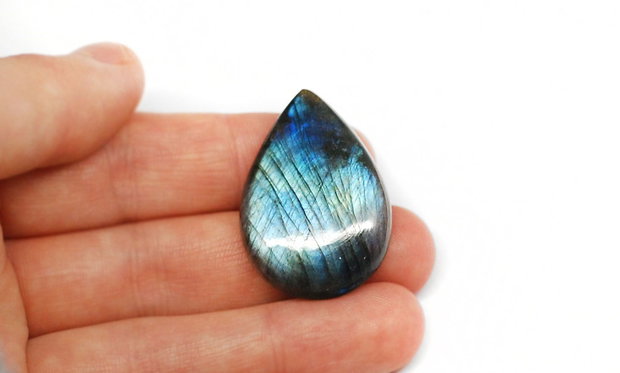 Cabochon Labradorit  albastru flashy  40.5 carate -IBN0041
