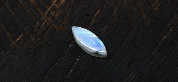 Moonstone marquise neregulat flashy - aprox 20 x 8 mm