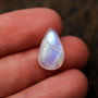 Moonstone lacrima flashy  - aprox 16 x 10 mm