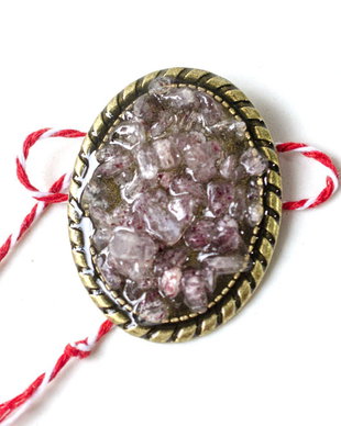 Martisor cuart strawberry, Brosa cu pietre naturale