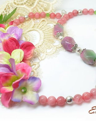 Colier floral/pastel/de primavara/cu piatra semipretioasa