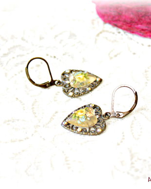 Cercei vintage cu trandafir galben si cristale Swarovski