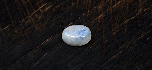 Moonstone oval flashy  - aprox 16 x 11.5  mm