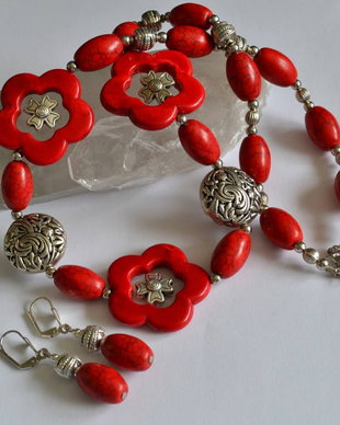 Red Howlite