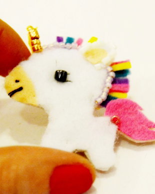 Brosa Martisor - Lovely unicorn with pink tail