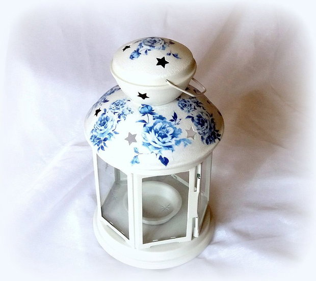 Felinar alb din metal pentru lumanare pastila - blue roses - 122325