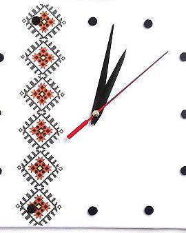 ceas cu motiv traditional 32023