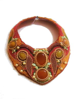 Colier broderie margele si semipretioase