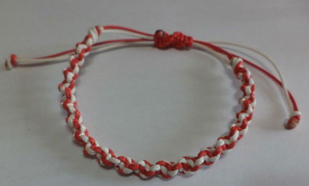 Bratara martisor/bratara micromacrame/bratara alb rosu