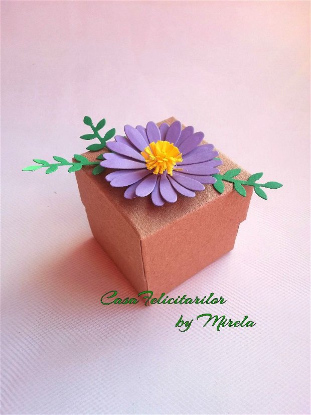 Cutii  craft cu flori