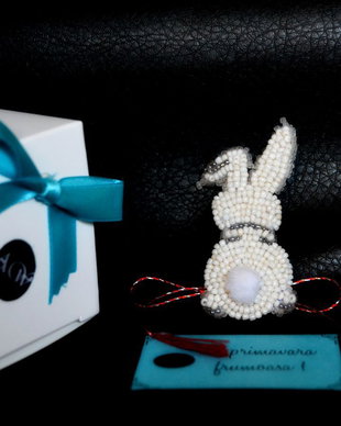 Brosa Martisor - Iepuras White