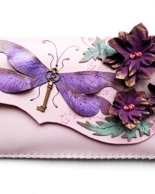 Poseta plic handmade unicat din piele naturala -Magenta Plum Dragonfly