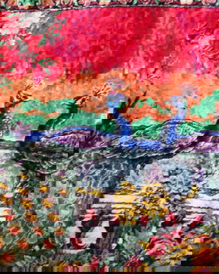 Peretar cu pauni-plushat