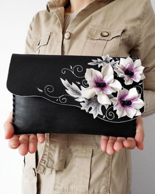 poseta plic handmade unicat din piele - Ivory Flowers
