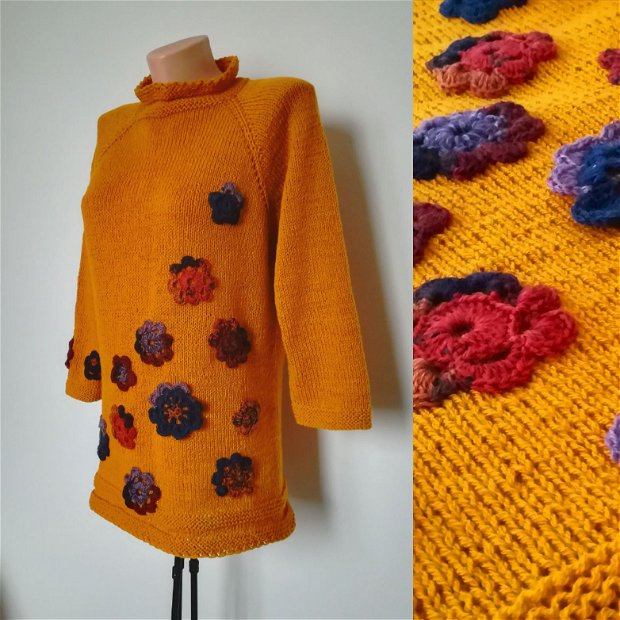 Bluza pulover tricotat manual lung muștar cu flori crosetate