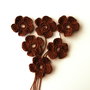 6 floricele crosetate. Floricele crosetate maro