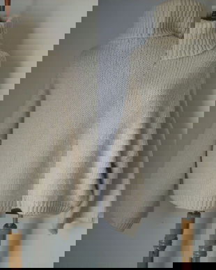 MANGO PULOVER OVERSIZE