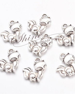 Charm vulpe, 15x12x2.5mm