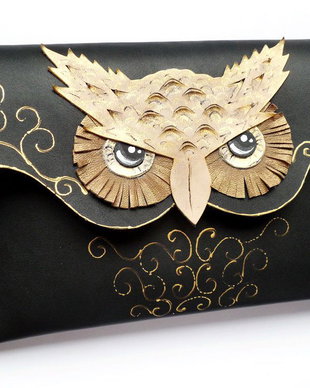 poseta plic handmade unicat din piele - Golden Owl