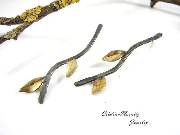 Cercei asimetrici, lungi, cu tija, crengute, din argint 925 si frunzulite din alama