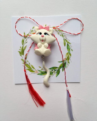 Martisor pisica alba
