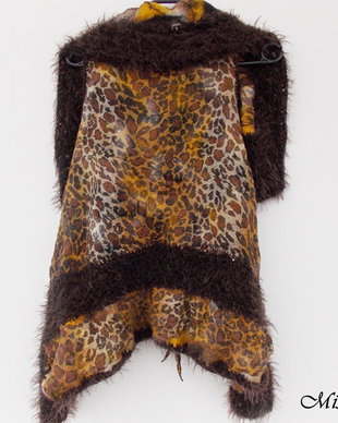 Vesta impaslita si crosetata, cu fata dubla - Animalprint