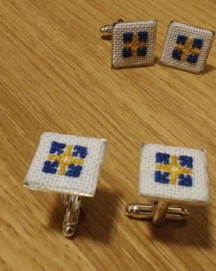 Butoni pentru camasi - broderie populara