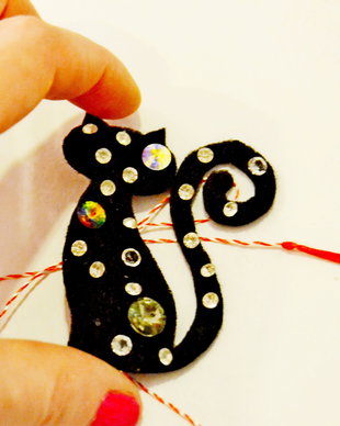 Brosa Martisor - Pisicuta sclipitoare -A