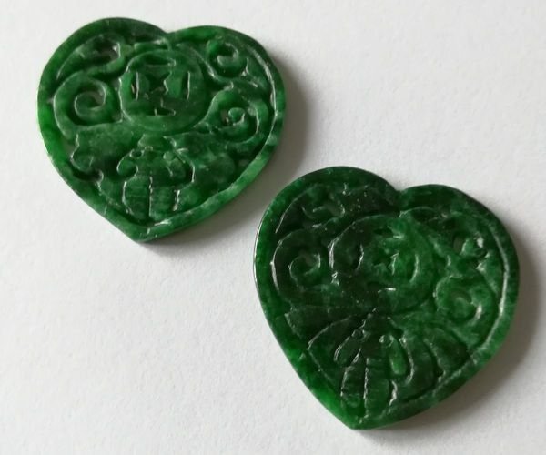 K0002 - (2buc) Pandantiv / charms, inima,  jad verde