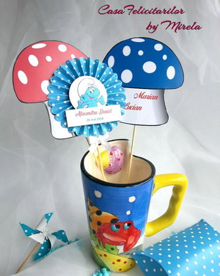 Decoratiuni candy bar-tematica Strumfi