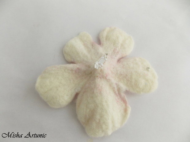 REZERVAT - Brosa impaslita - Hibicus