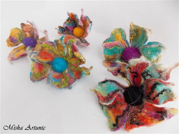 REZERVAT - Set 5 flori impaslite, multicolore