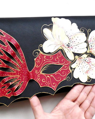 poseta plic handmade unicat din piele - Red Butterfly Masquerade
