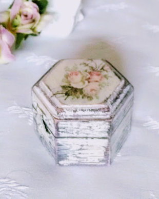 Cutie pentru bijuterii-Shabby Roses