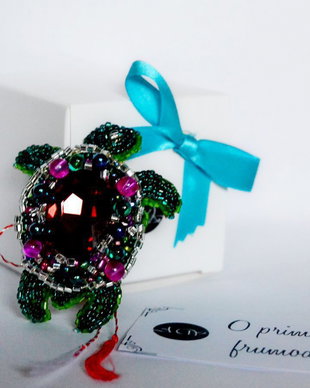 Brosa Martisor - Broscuta Pebbles