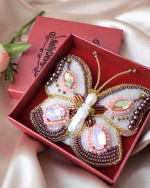 REZERVAT L. - "Pink Butterfly"
