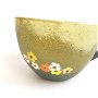 Ceasca de cafea/ceai , verde olive cu flori multicolore presate.
