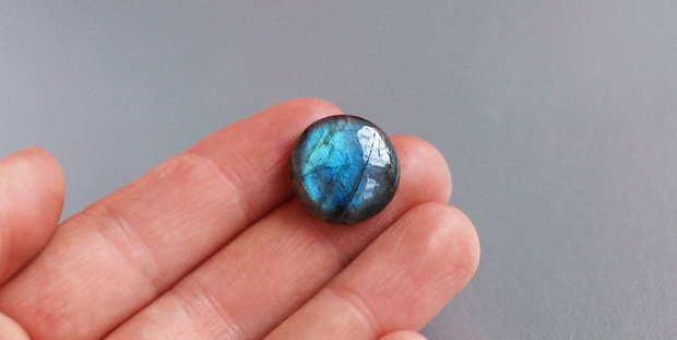 Cabochon Labradorit 16 mm