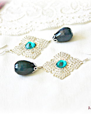 Cercei cu agate verzi si cristale Swarovski
