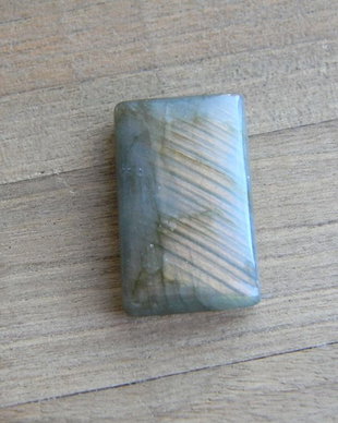 Caboson labradorit (C84)