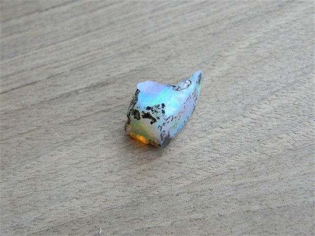 Opal etiopian (10.03)