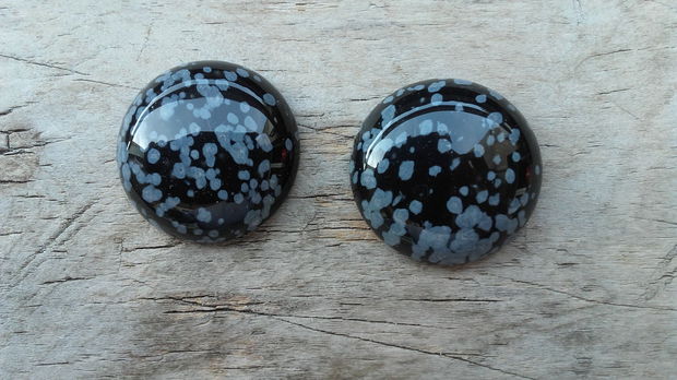 Cabochon obsidian, 25 mm