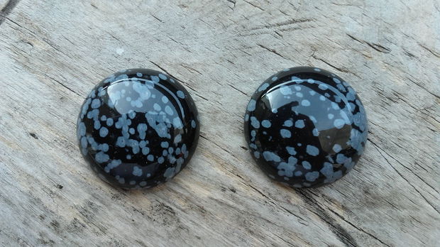 Cabochon obsidian, 25 mm