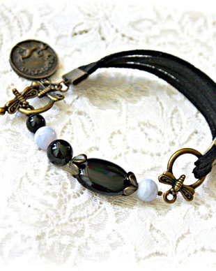 Bratara Capricorn