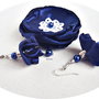 set cu flori satinate bleumarin