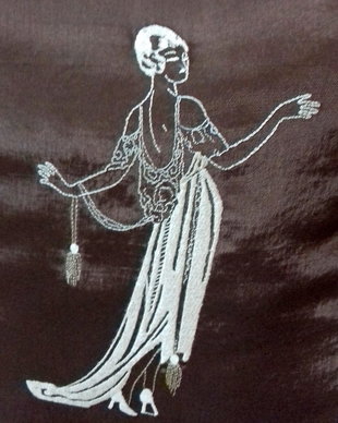 pernuta ornament vintage lady