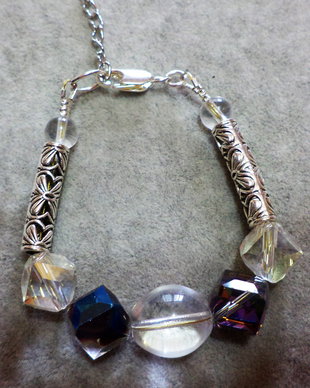 Bratara din cristale tip swarovski si distantiere din argint tibetan - silver bracelet