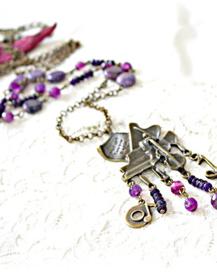 Colier Muzica in nuante de violet