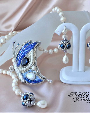 "Pearls and Butterfly" - Set colier si cercei
